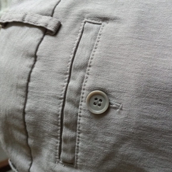 Tracy Evans limited Sz 9, Toupe midrise,flared, 4 pockets, Dress pants. - Picture 7 of 8